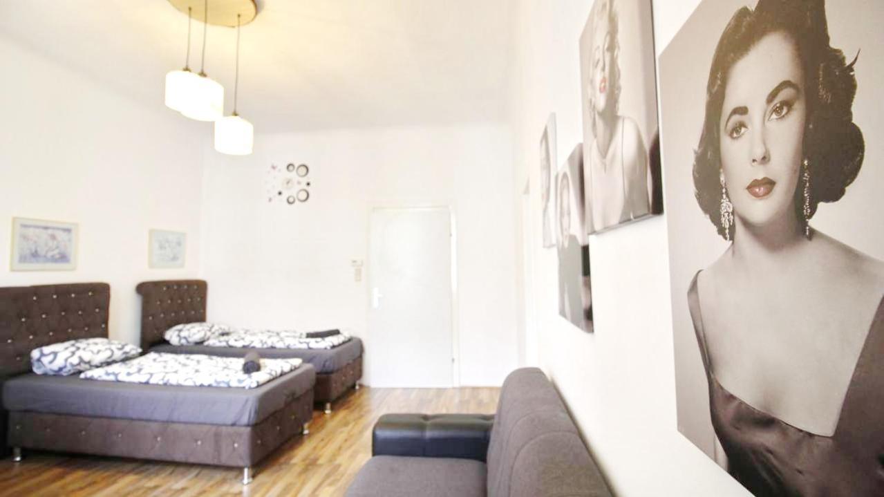 Comfortable Rooms Near Schoenbrunn Palace Hl Vienna Luaran gambar