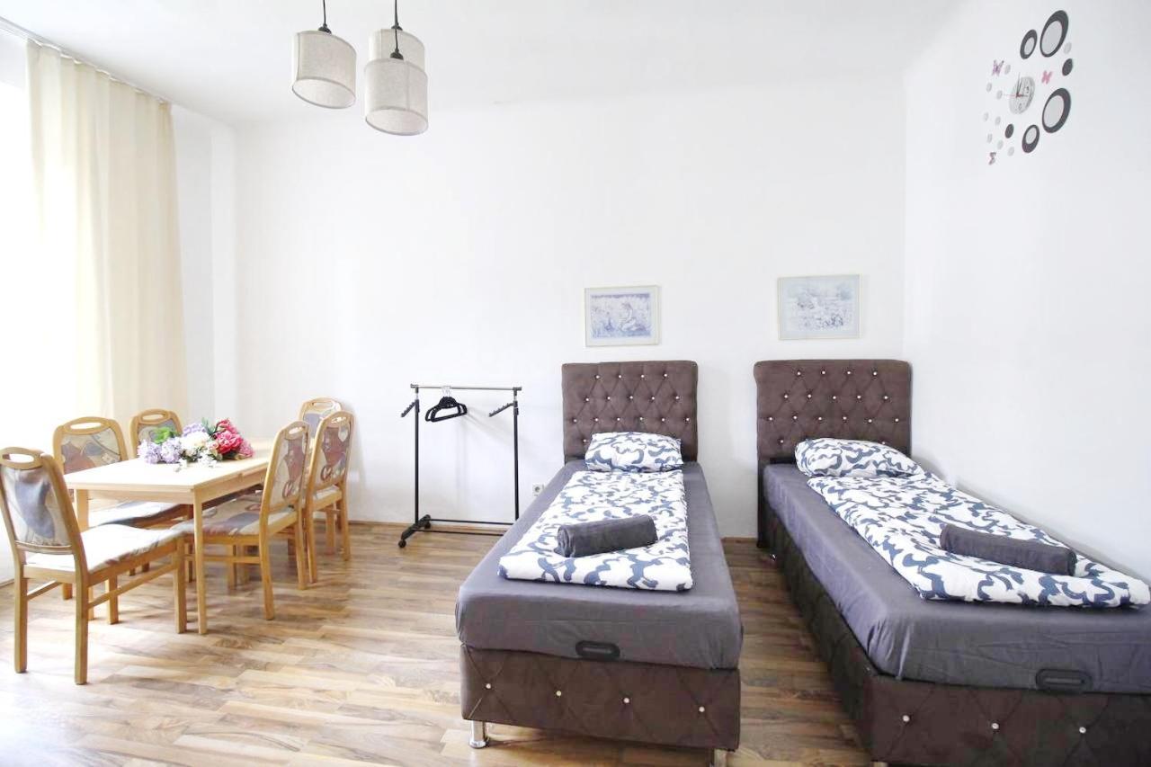 Comfortable Rooms Near Schoenbrunn Palace Hl Vienna Luaran gambar