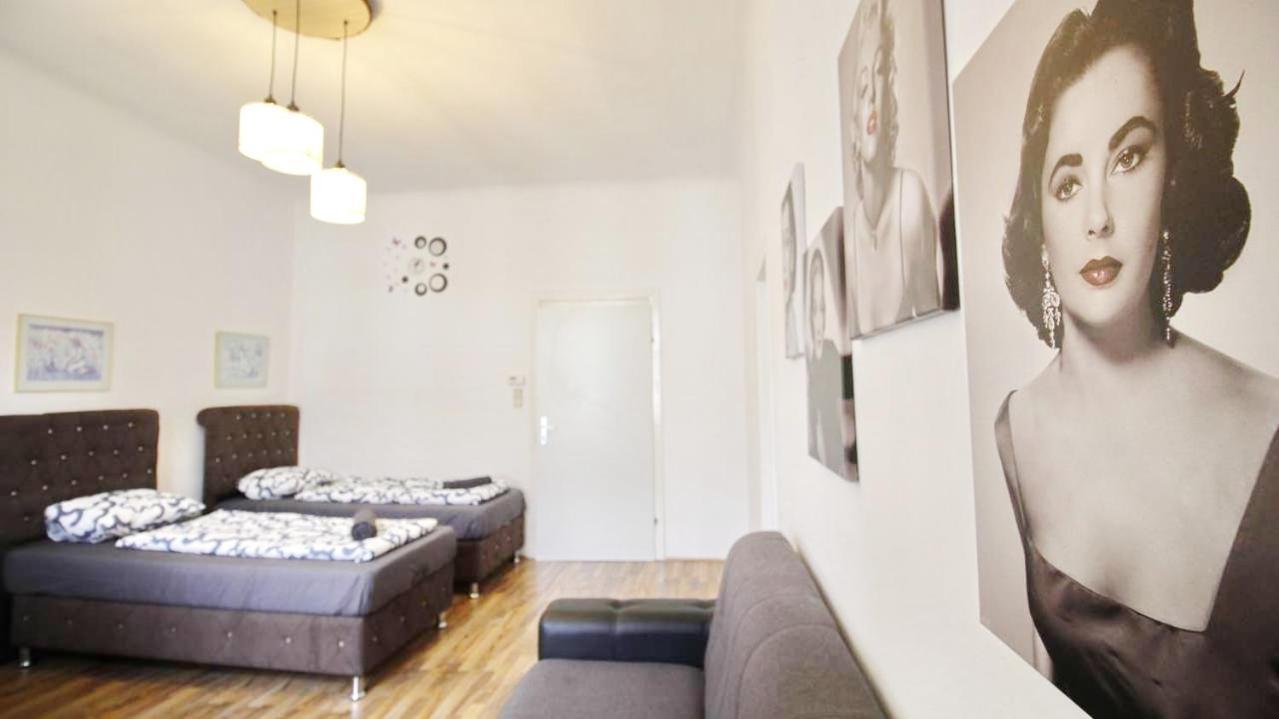 Comfortable Rooms Near Schoenbrunn Palace Hl Vienna Luaran gambar