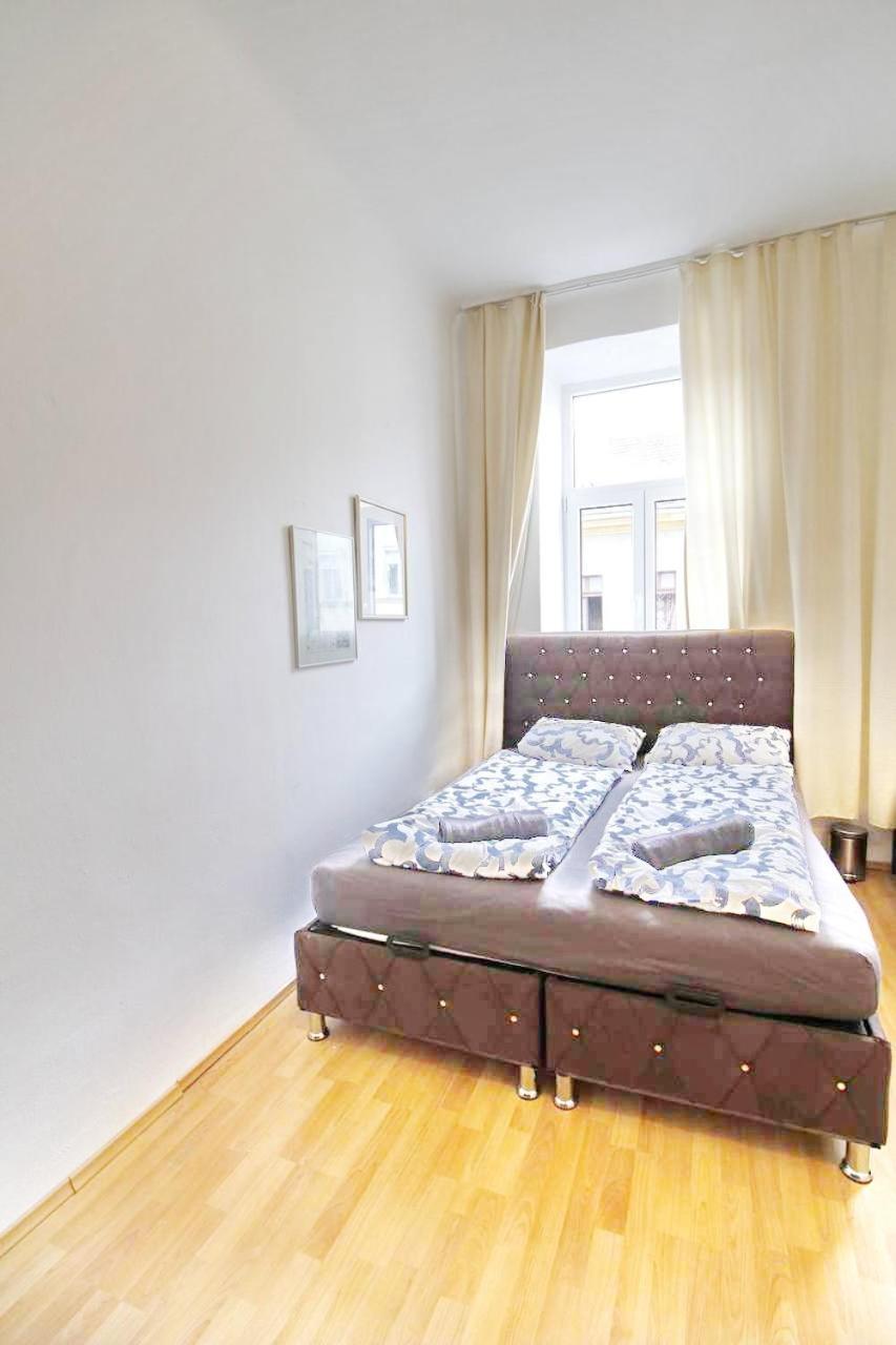 Comfortable Rooms Near Schoenbrunn Palace Hl Vienna Luaran gambar