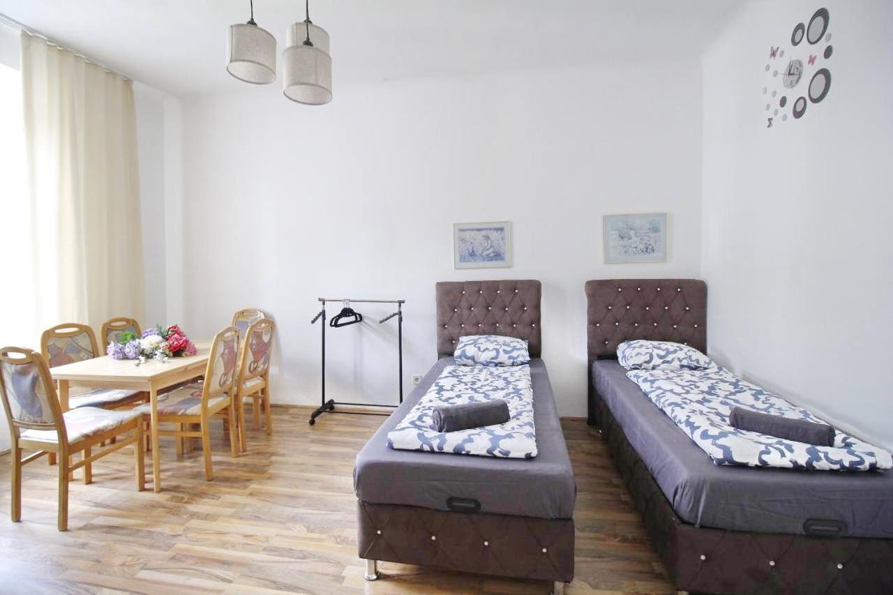 Comfortable Rooms Near Schoenbrunn Palace Hl Vienna Luaran gambar